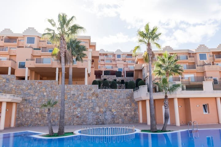 220eff1a-7907-4d4f-a221-b797572ad143