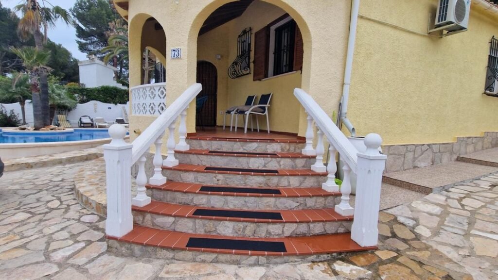 WhatsApp Image 2025-10-24 at 07.52.53 (1)