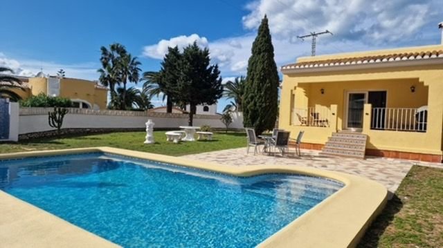 WhatsApp Image 2025-10-24 at 08.01.42 (2)