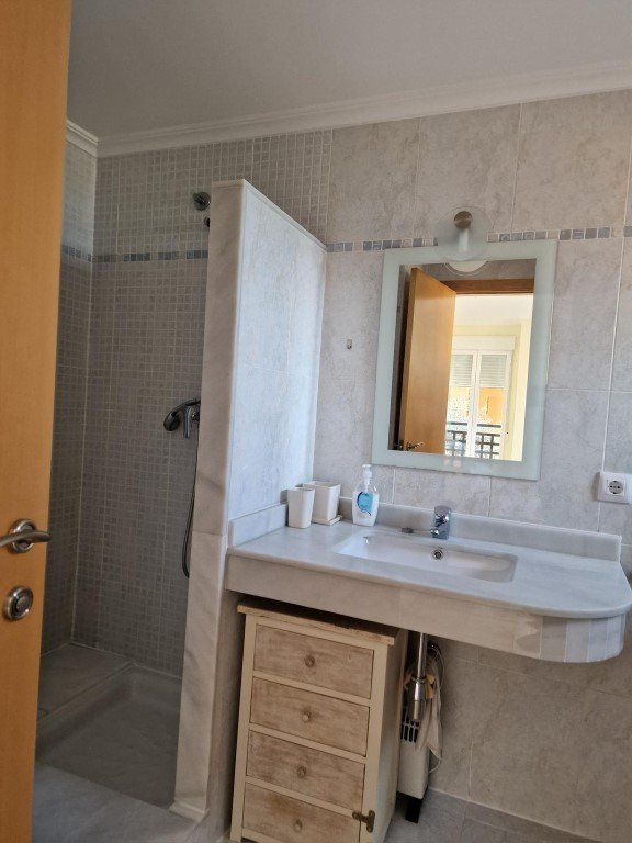 WhatsApp Image 2025-10-24 at 13.39.56 (2)