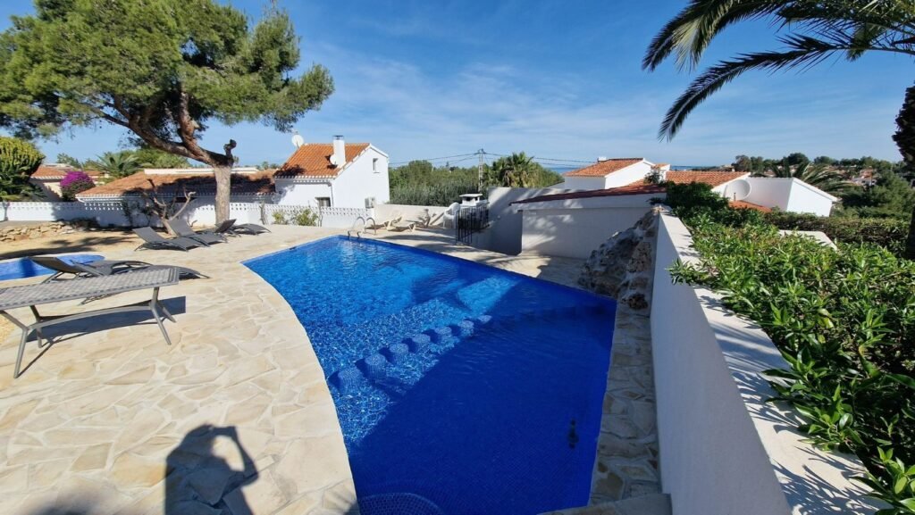 WhatsApp Image 2025-10-24 at 13.46.18