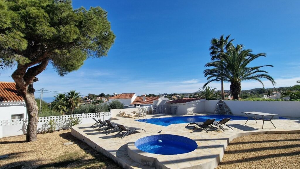 WhatsApp Image 2025-10-24 at 13.46.25 (2)