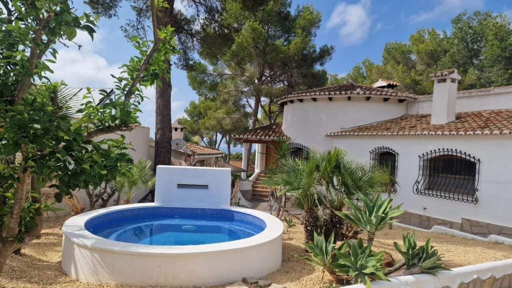 WhatsApp Image 2025-10-24 at 13.52.54 (4)