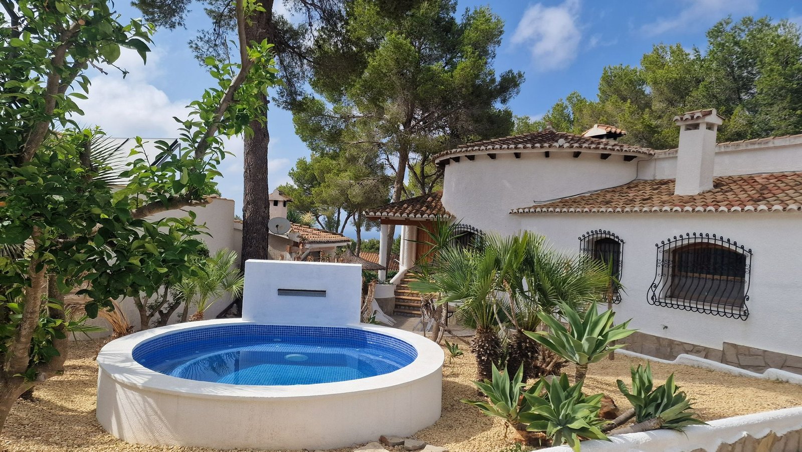 WhatsApp Image 2025-10-24 at 13.52.54 (4)