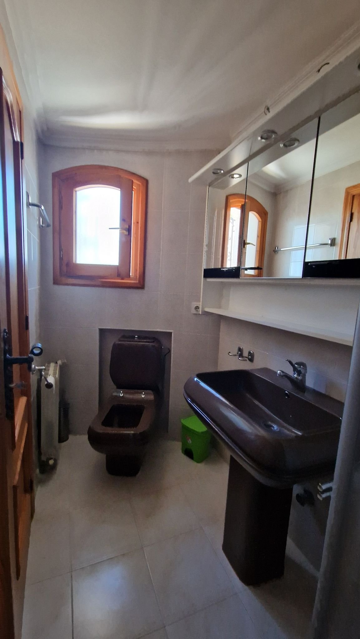 WhatsApp Image 2025-10-24 at 13.53.00