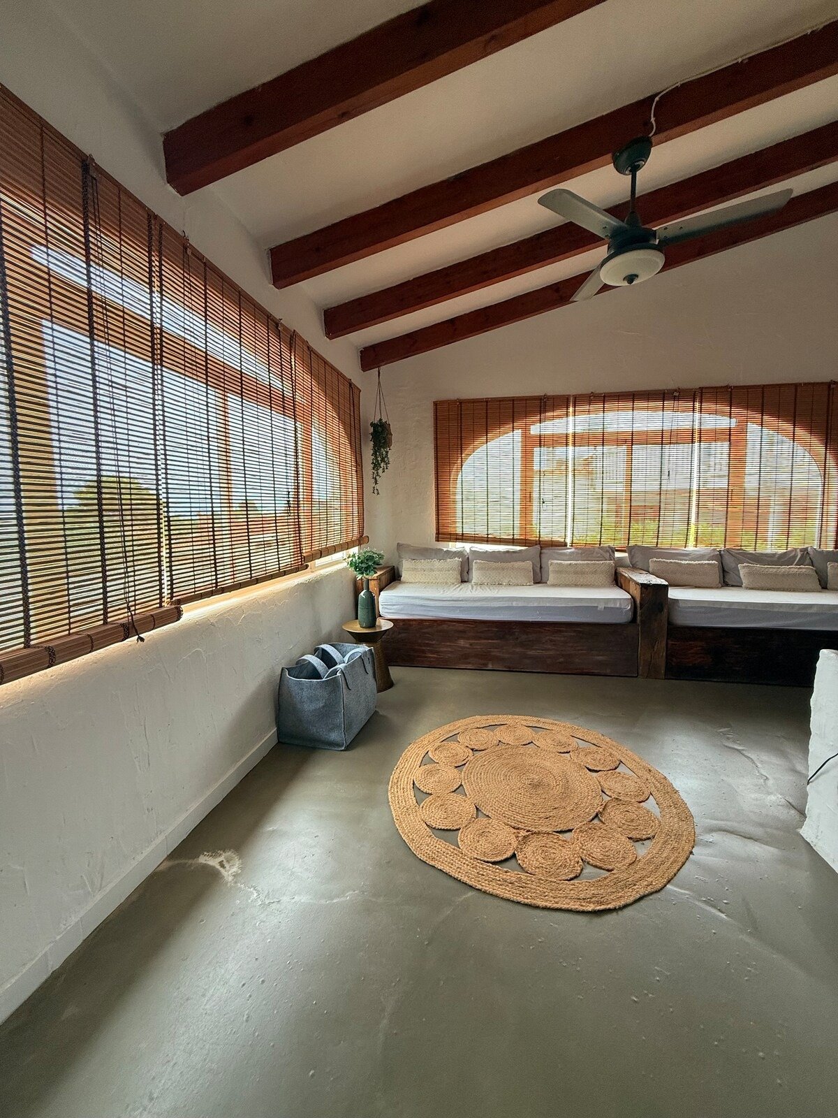 imgi_211_6461ae1a-7c50-46f2-a3a5-c37cfd626597