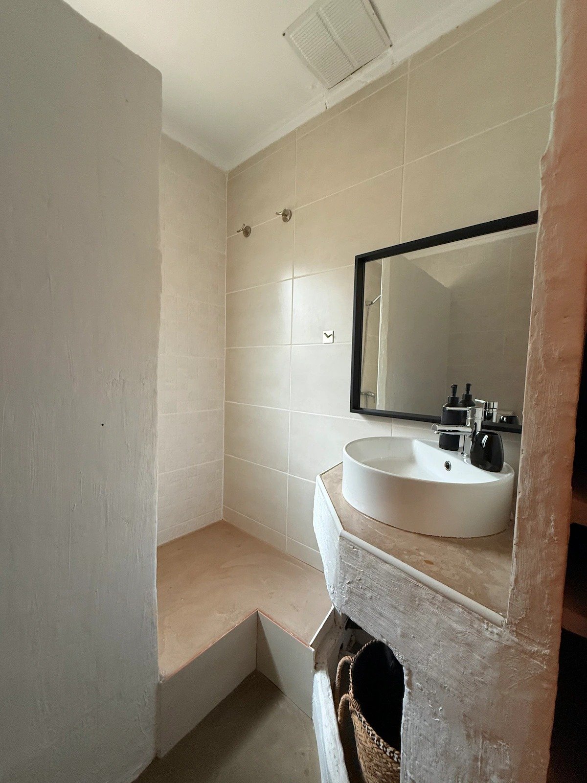 imgi_245_43c4e18e-15df-482f-8ff8-0b72b8582ef6