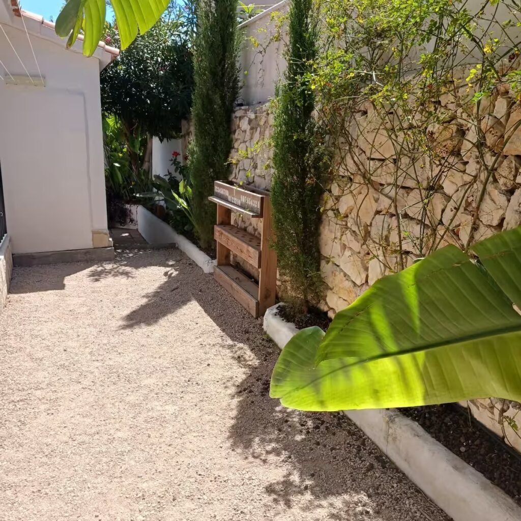 imgi_70_4cd796e3-5f25-44b7-9b87-f73dceb3d577